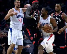 开云注册平台-关于洛杉矶快船发布备战花絮；加时末段内部沟通；NBA总决赛任务艰巨；更衣室氛围转暖的信息